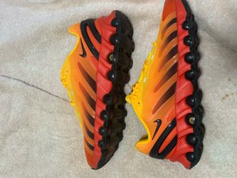 Nike Air Max Dn8  - Size 9.5