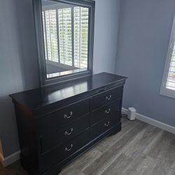 6 Drawer Dresser/mirror