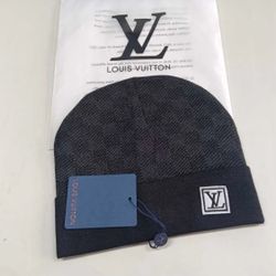 Lv Hat