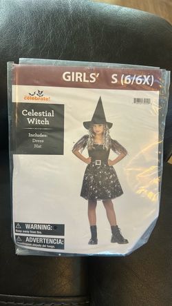 Girls witch Halloween costume