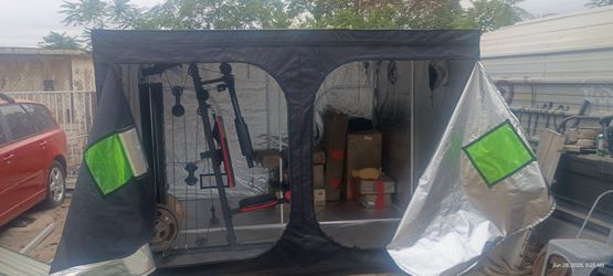 Black grow tent