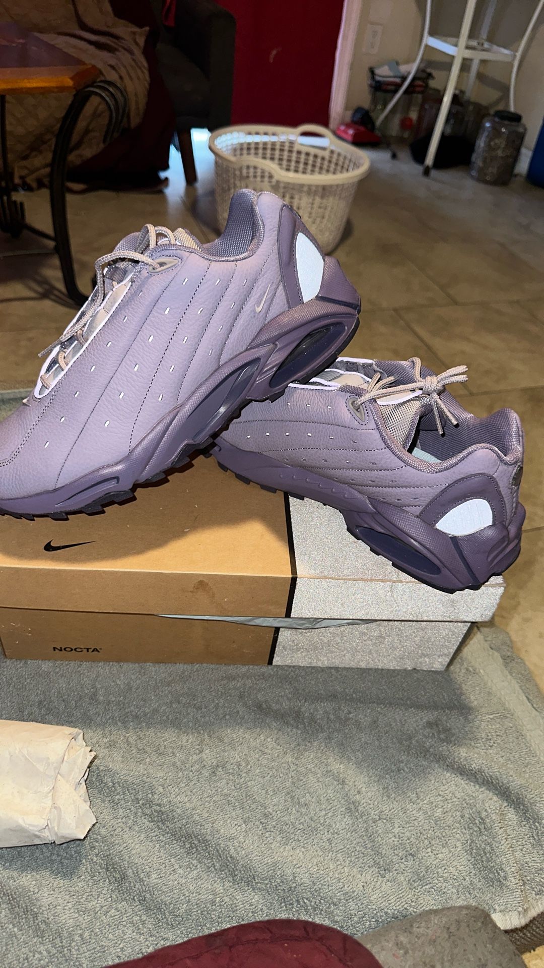 Hot Step Air Terra Nocta Violet Size