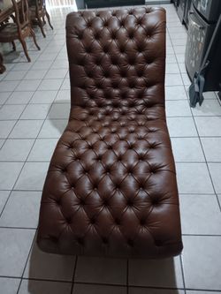 Lounge chair