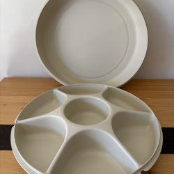 Vintage Tupperware Veggie/Chip/Fruit And Dip Server