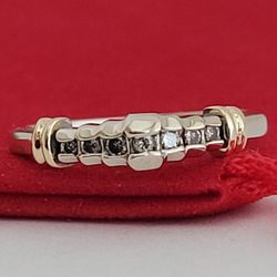 ⛔️ RESERVED ⛔️ ️10k Size 6.75 Lovely Solid White Gold and Genuine Diamond Tiara Ring!/ Anillo de 
Oro Blanco con Diamantes! 👌🎁