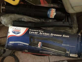 Lucas Oil Standard -Duty Grease Gun Lubrication