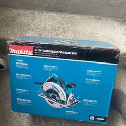 Makita 7-1/4 in. Magnesium Circular Saw OBO