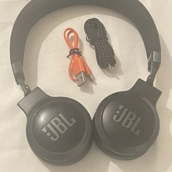 UBL Over‑Ear Headphones – Barely Used – Excellent Condition