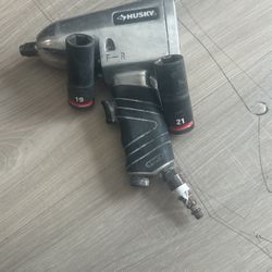 Husky 1/2" Impact Wrench