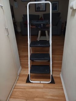 FOLDING LADDER COSCO