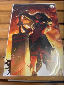 Absolute Wonder Woman virgin Taurin Clarke Variant