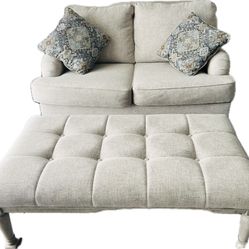 Nice Love seat And Ottoman 