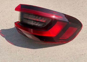 2019 - 2023 BMW X5 OEM Right Passenger Side Outer LED Tail Light – Genuine BMW