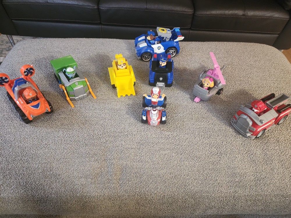 Paw Patrol Toys7 Paw Patrol Vehicles With Characters. Includes 2 Chase Cars. 
