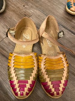 Huaraches/sandals
