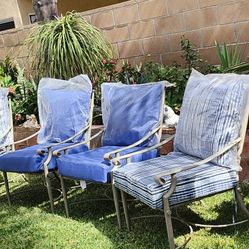 Patio Cushion 24 X 24 Sold As Seen With Chairs And Everything The Cushions Are New The Chairs Are In Good Condition 