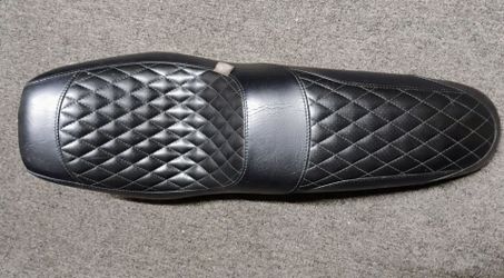 Mustang motorcycle seat