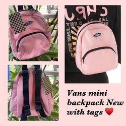 Vans Pink Mini Backpack Super Cute New With Tags $25 🙅🏻‍♀️ Firm Pick Up Only