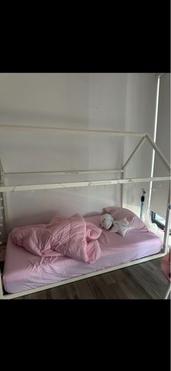 White House Frame Floor Bed With Mattress