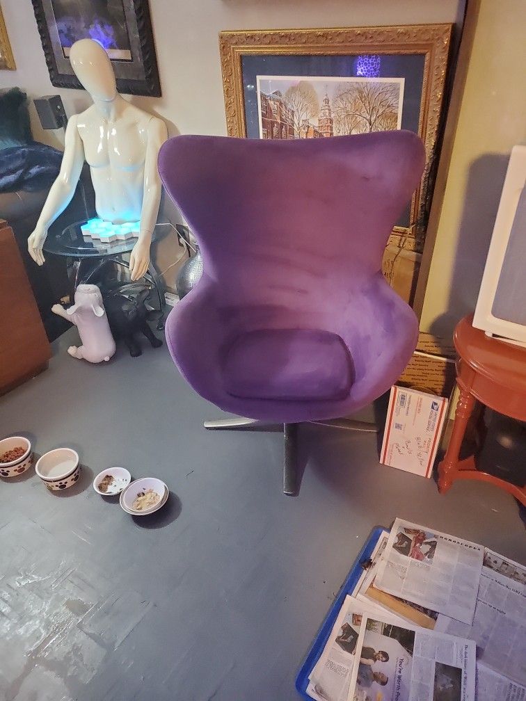Purple Velvet Egg Chairs Tilt Mechanism