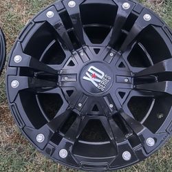 Wheel aluminum brand new XD Series 17”x9” only one