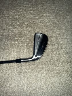 Titleist T100 4iron