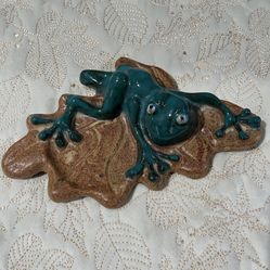 Vintage Clay Handmade Stoneware Frog On Lily Pad Green  Drip Glaze