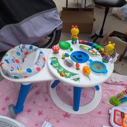 Little Einstein Activity Table 