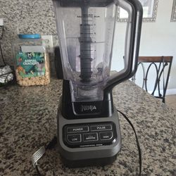 Licuadora  ninja  seminueva