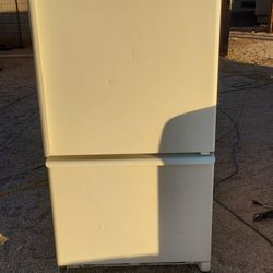 MAYTAG REFRIGERATOR/ FREEZER COMBO 