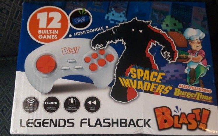 LEGEND FLASHBACK BLAST 12 BUILT- IN GAMES, WIRELESS, BRAND NEW