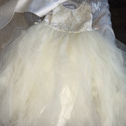 Flower girl dress Size 4T