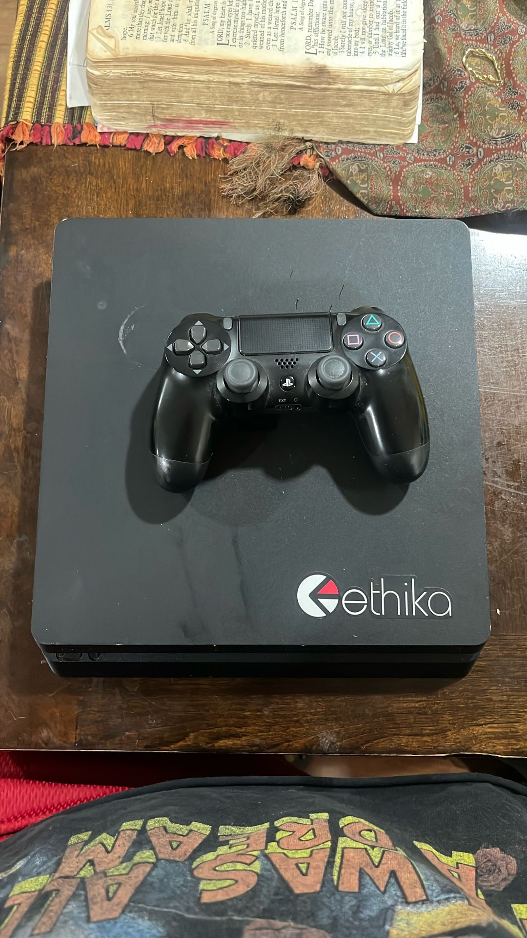 PS4