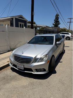 2010 Mercedes-Benz E-Class · E 350 4MATIC Sedan 4D