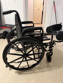 Drive Medical Wheelchair with Leg Rests