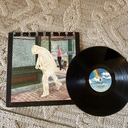 collectible Spyro Gyra vinyl record album titled Incognito, released in 1982 by MCA Records.  Genre: Jazz Funk / Smooth Jazz Format: 12-inch 33 RPM LP