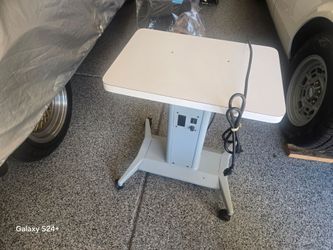 Electric Motorized Instrument Table on Wheels