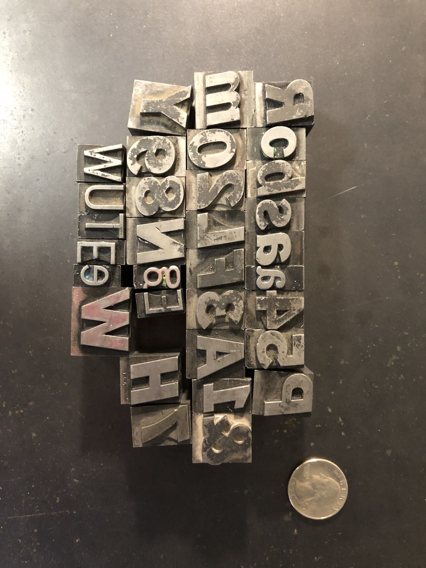 Assorted lead type
