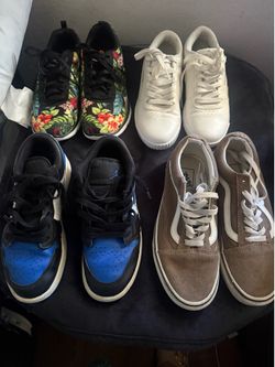 Tennis shoes size 6