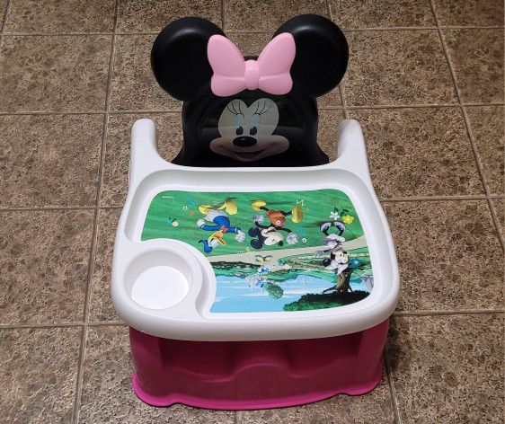 Disney Minnie Mouse Booster  Seat For Baby/ Kids Toddler.Used