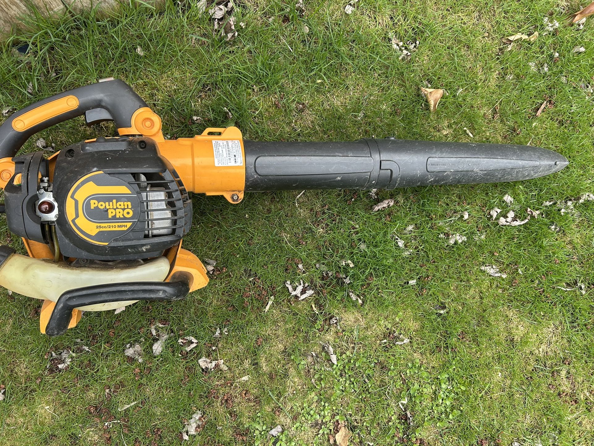 Poulan Pro Leaf Blower