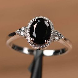 Fashionable Ring with Zircon Diamonds Geometric Pattern Copper Material Unisex