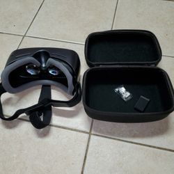 Samsung V/R goggles with caseling case