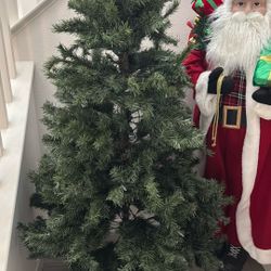 5 Ft Artificial Tree 
