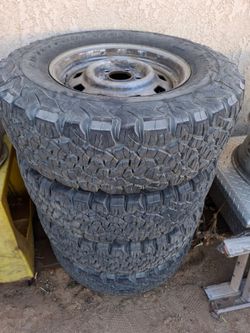 Jeep wheels & tires