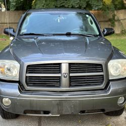 2006 Dodge Dakota Quad Cab 
