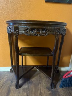Entry way table