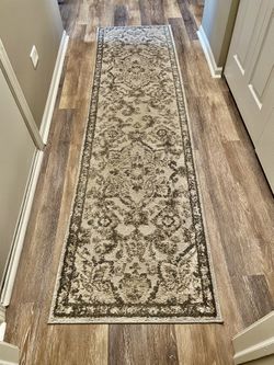 Torino Jaya Gray Medallion Runner – 8 ft