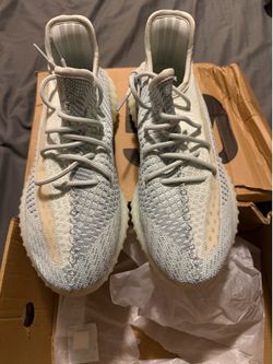 Yeezy 350 size 9 1/2 or 43 EUR
