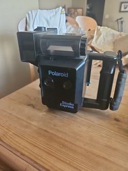  POLAROID MINIPORTRAIT INSTANT CAMERA M 203

